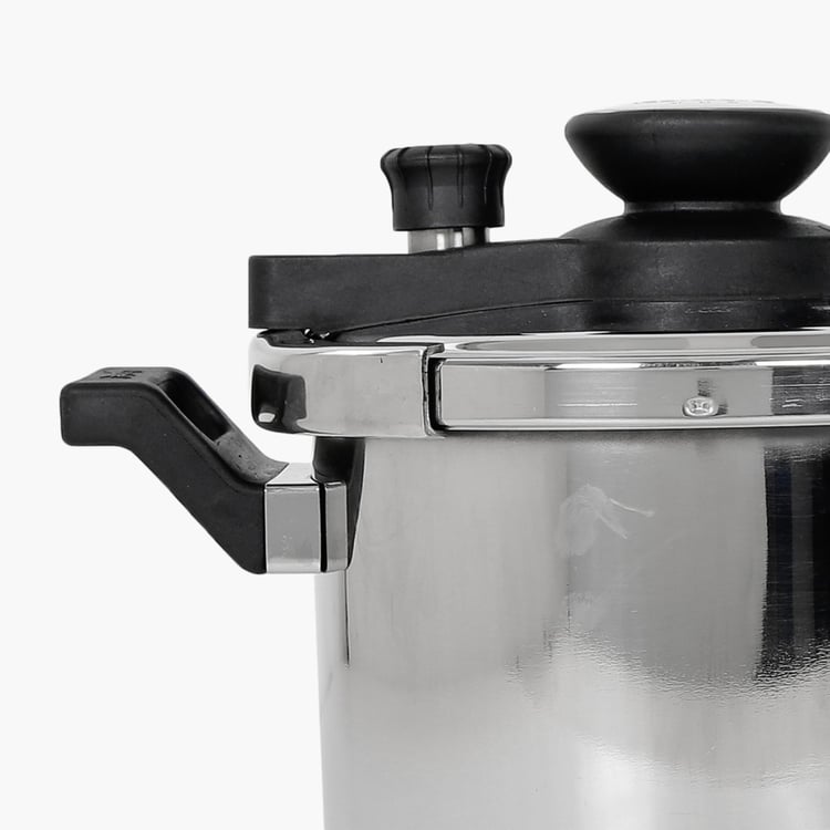 PRESTIGE Clip-On Stainless Steel Pressure Cooker With Glass Lid Accessory- 5 L