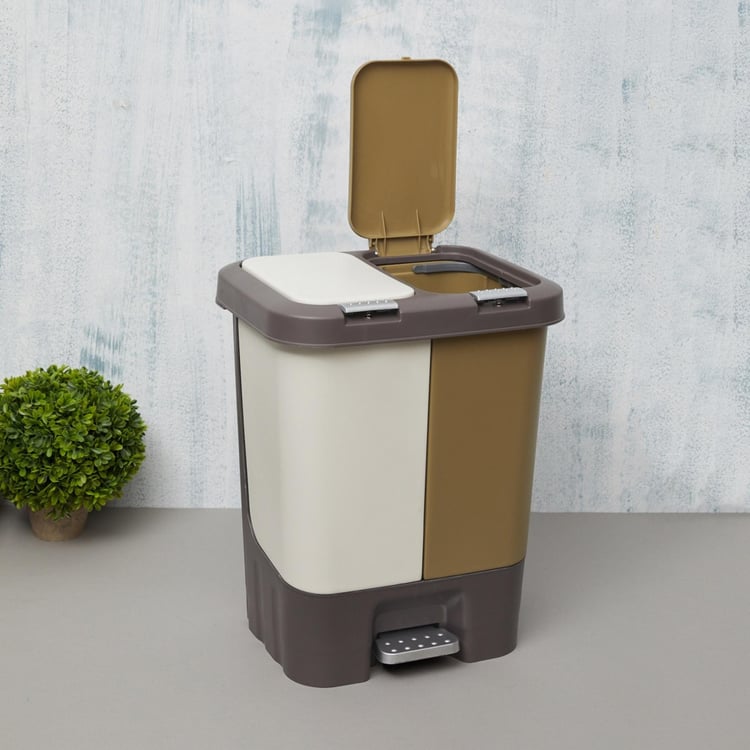 Sedona Plastic Push and Pedal Bin - 10L