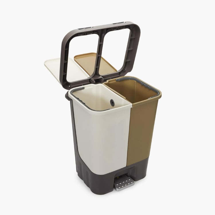 Sedona Plastic Push and Pedal Bin - 10L