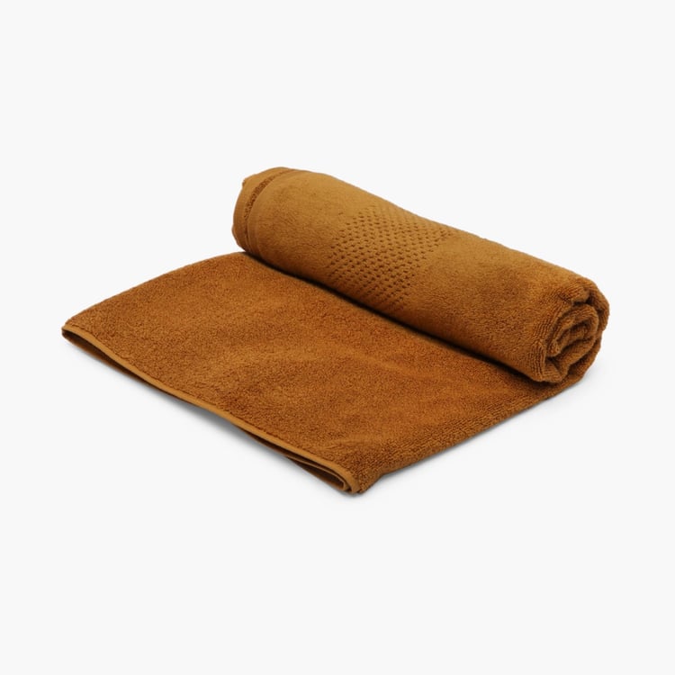 SPACES Solid Textured Bath Towel