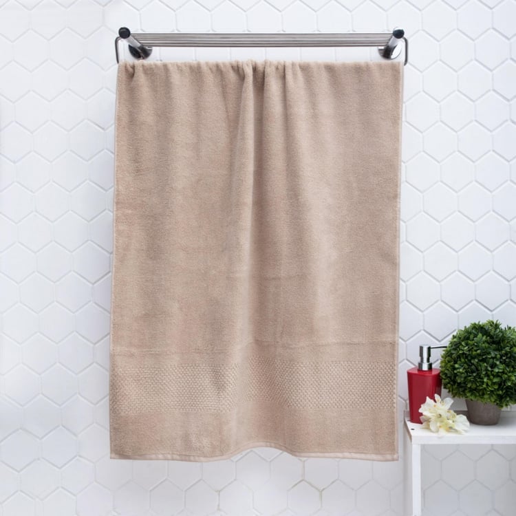 SPACES Solid Textured Bath Towel