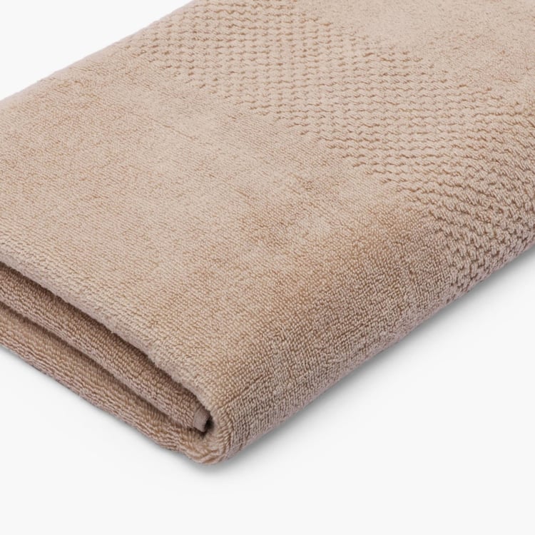 SPACES Solid Textured Bath Towel