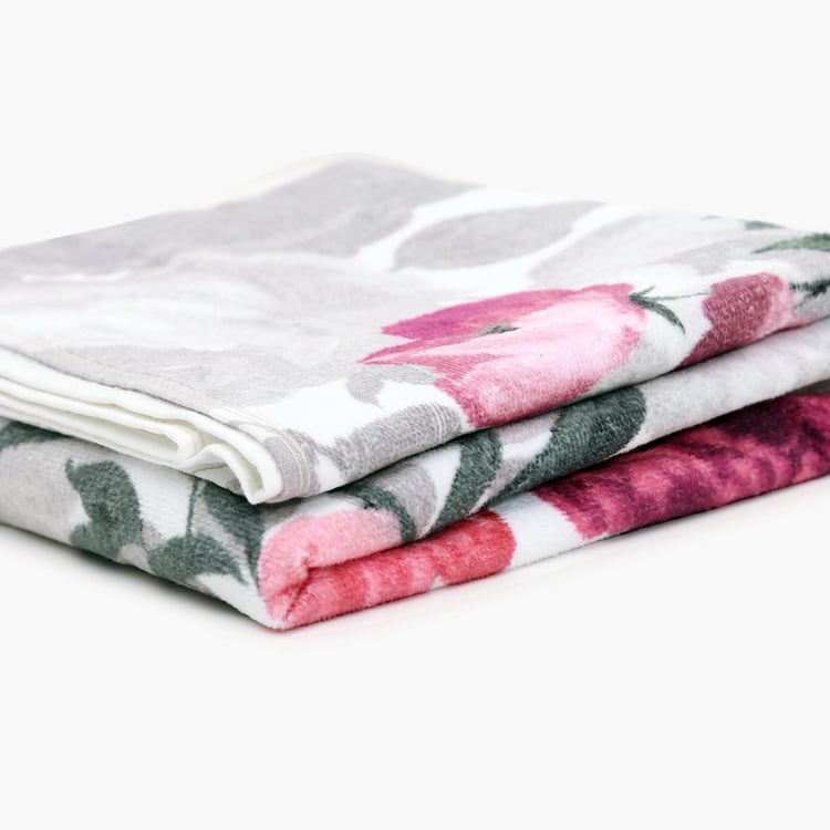 SPACES Floral Printed Fluoresse Bath Towel