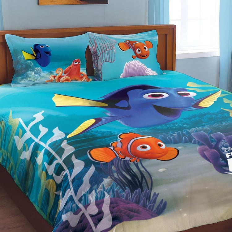 SPACES Finding Dory Print Double Bed Sheets - Set of 3 Pcs.