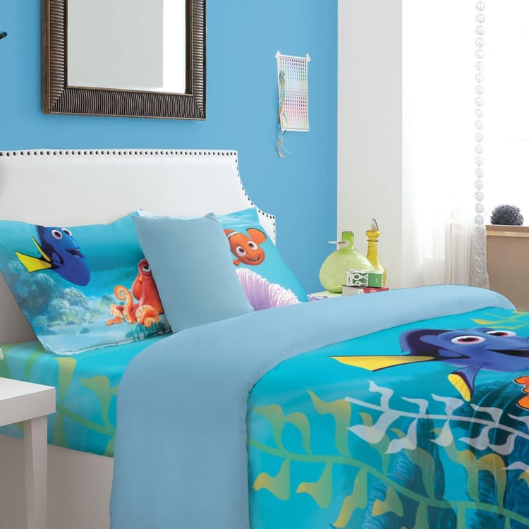 SPACES Finding Dory Print Double Bed Sheets - Set of 3 Pcs.