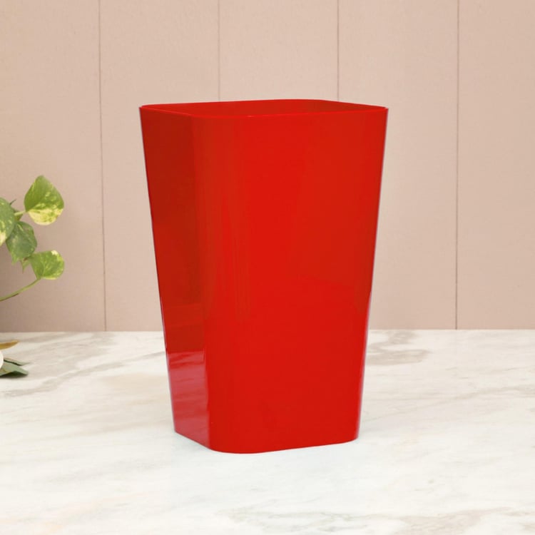Hilda Armon Solid Plastic Dust Bin - 17 cm x 17 cm x 28 cm Red