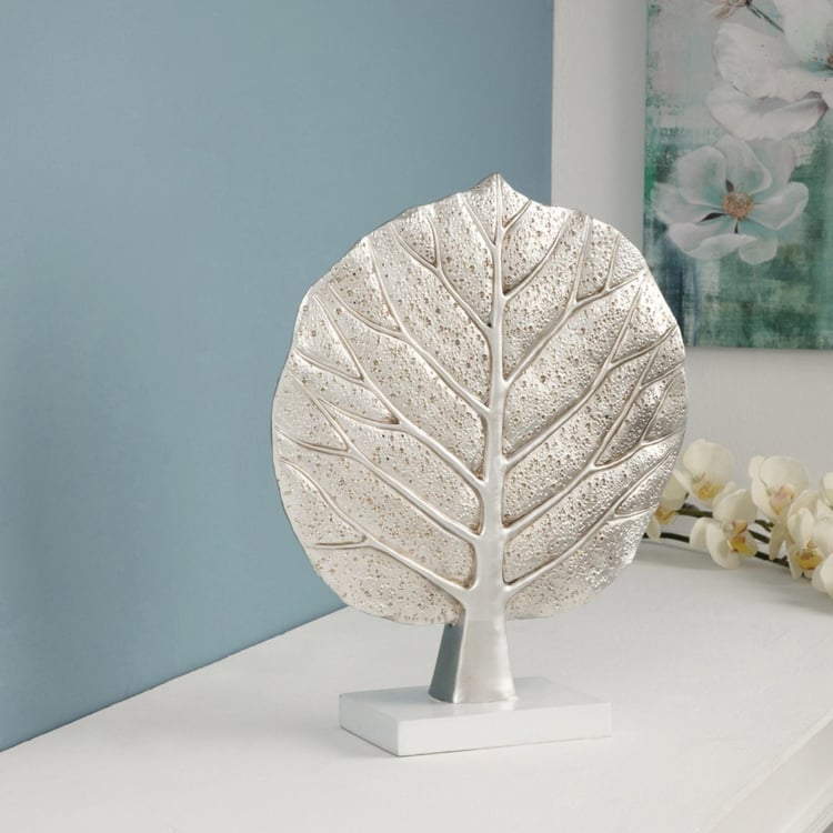 Splendid Flute Textured Leaf Table Accent