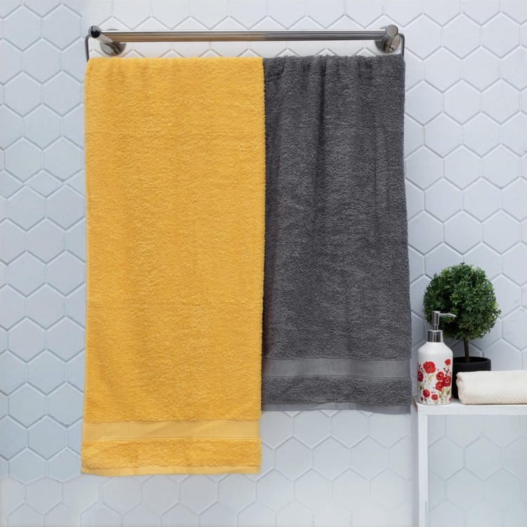 Spaces Set Of 2 Solid Textured Bath Towel