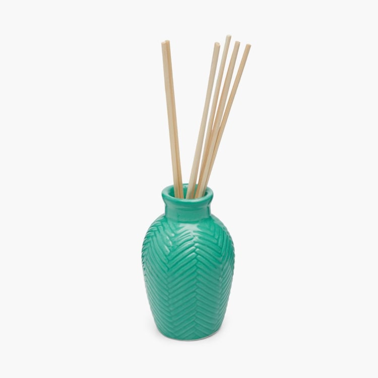 Serene-Bouquet Fresh Linen Reed Diffuser Set- 60 ml.