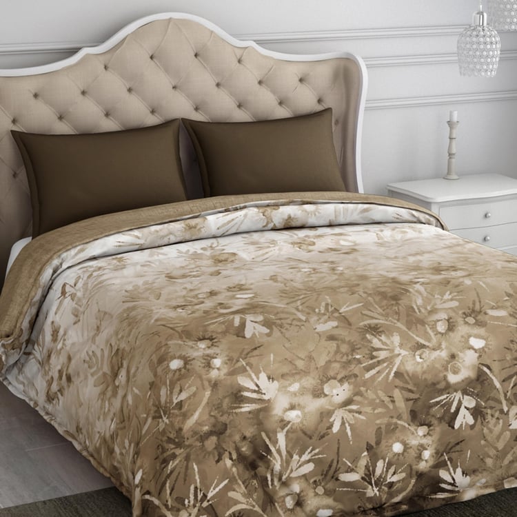 Spaces Winter Quilt Floral Print