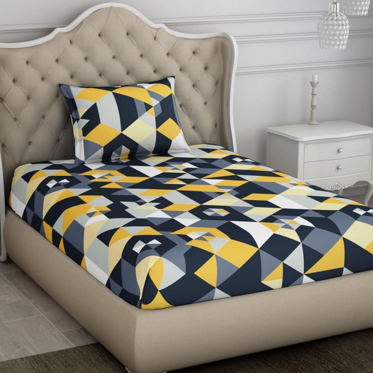 SPACES Geometric Print Double Bedsheets - Set of 2 Pcs.