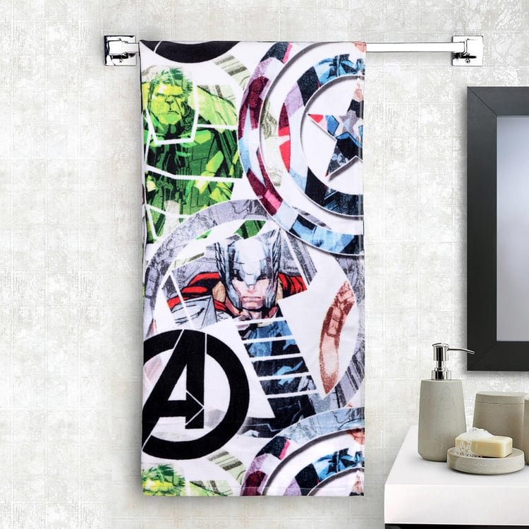 SPACES Marvel Avengers Print Bath Towel -65 x 130 cm