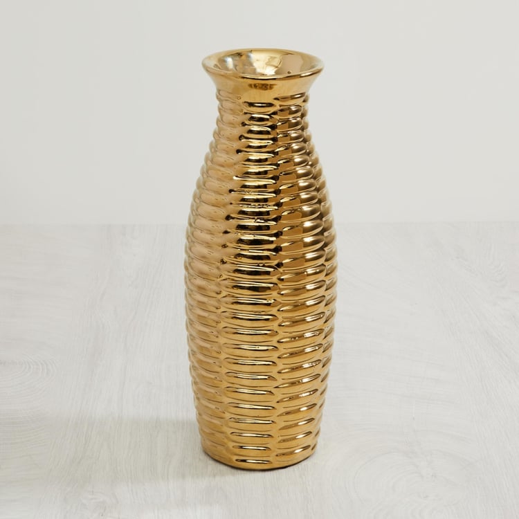 Splendid Embossed Vase