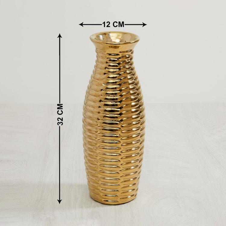 Splendid Embossed Vase