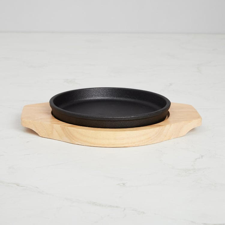 Truffels-Hazel Sizzler Plate with Wooden Base
