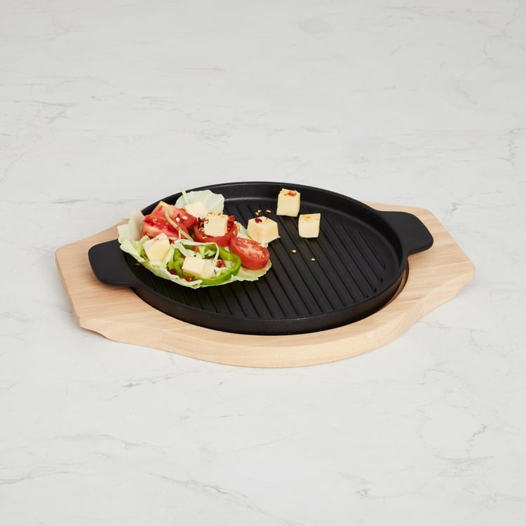 Truffels-Hazel Sizzler Plate with Wooden Base