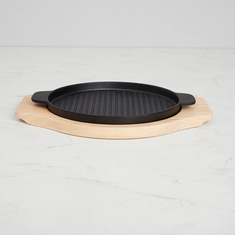 Truffels-Hazel Sizzler Plate with Wooden Base