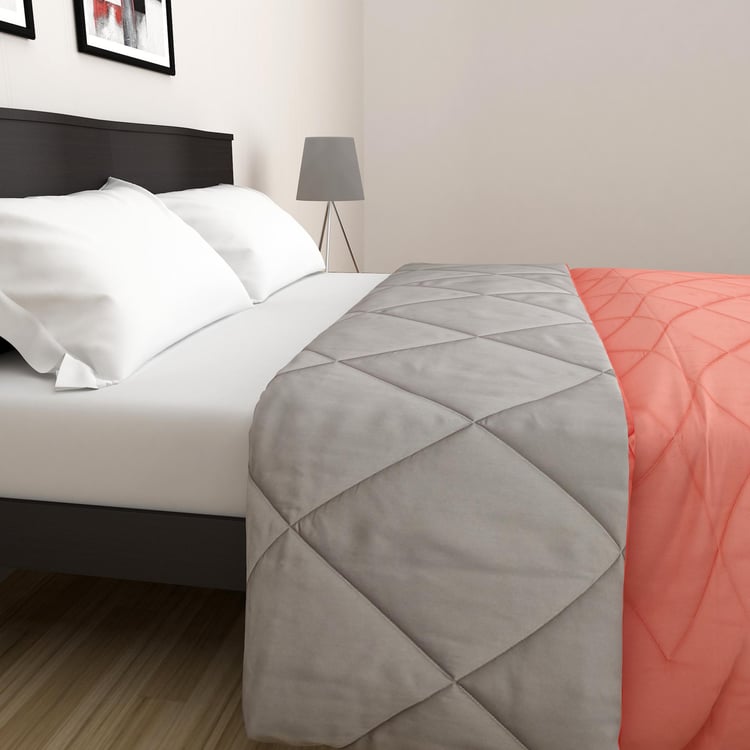 Sapphire Cotton Reversible Quilted Double Comforter