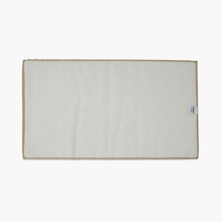 Spaces Large Size Exotica Tufted Anti-Slip Bath Mat - 50 X 80 Cm