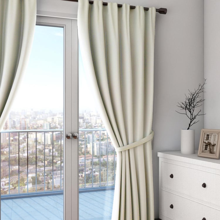 SWAYAM Solid Blackout Window Curtain- 121 X 152 cm