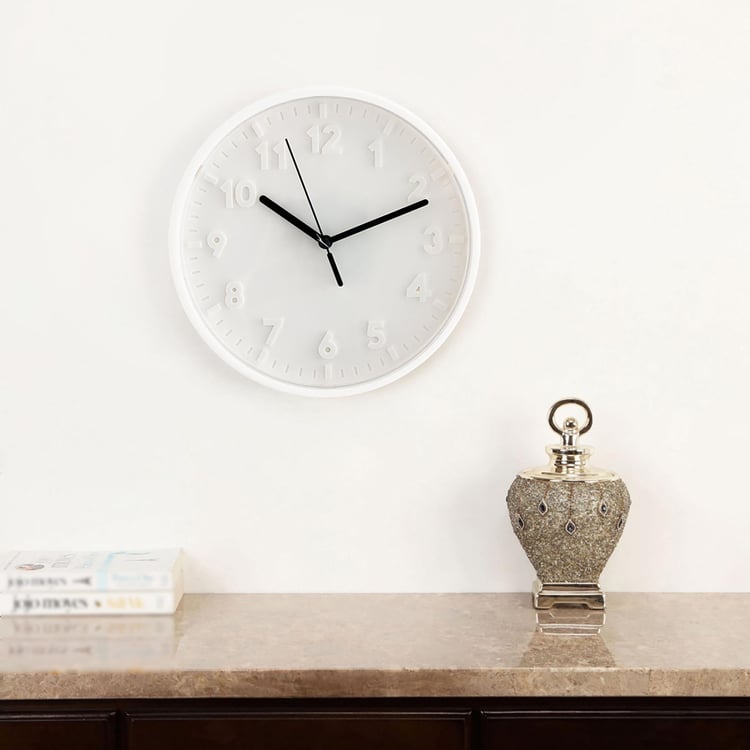 Round Wall Clock