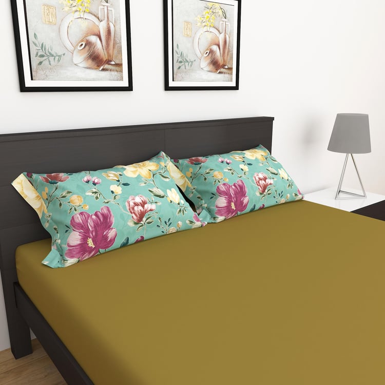 My Bedding 3-Piece Solid Queen Size Fitted Bedsheet Set - 150 x 195 cm