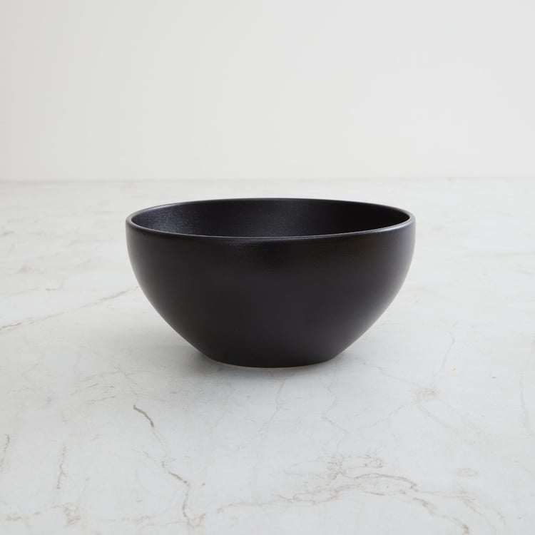 Altos Solid Serving Bowl  - Porcelain -  Cereal Bowl -  15.5 cm  L x 15.5 cm  W x 7 cm  H  - Microwave Compatible -  Black