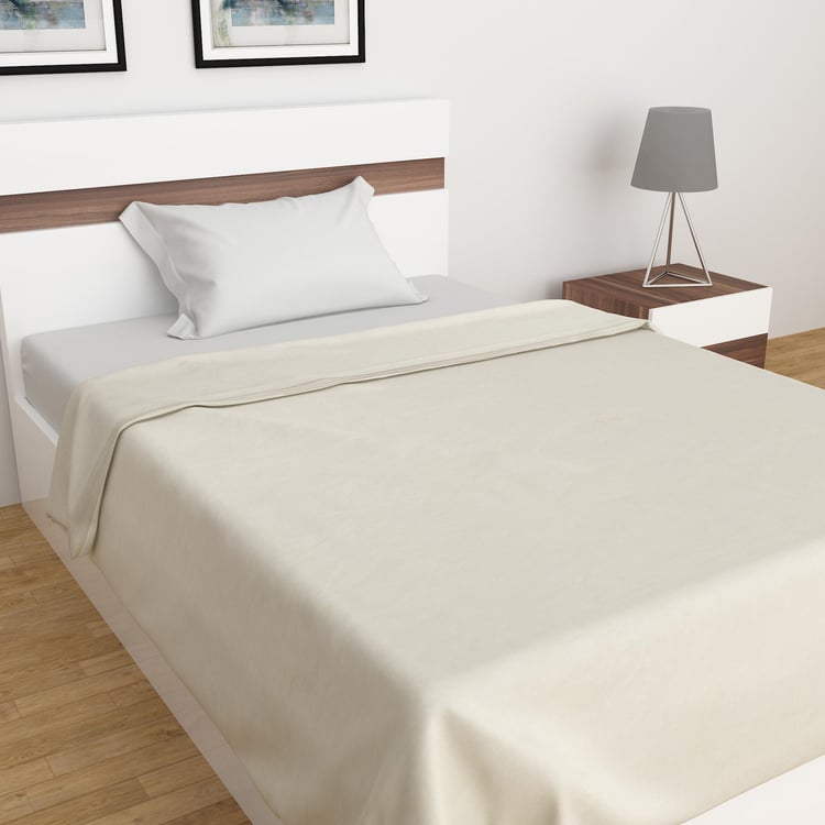 Marshmallow Solid Single Blanket - Single Pc -Polyester - 260 Gsm - 200 cm x 135 cm - Beige