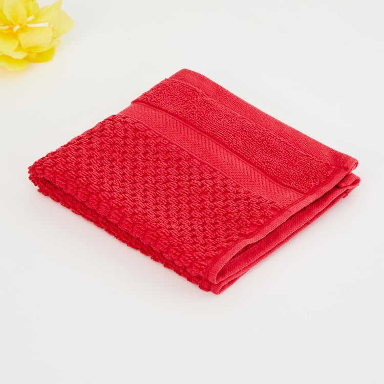 Essence Popcorn Textured Single Pc. Face Towel - 30 cm x 30 cm - Cotton - Red - 550 GSM