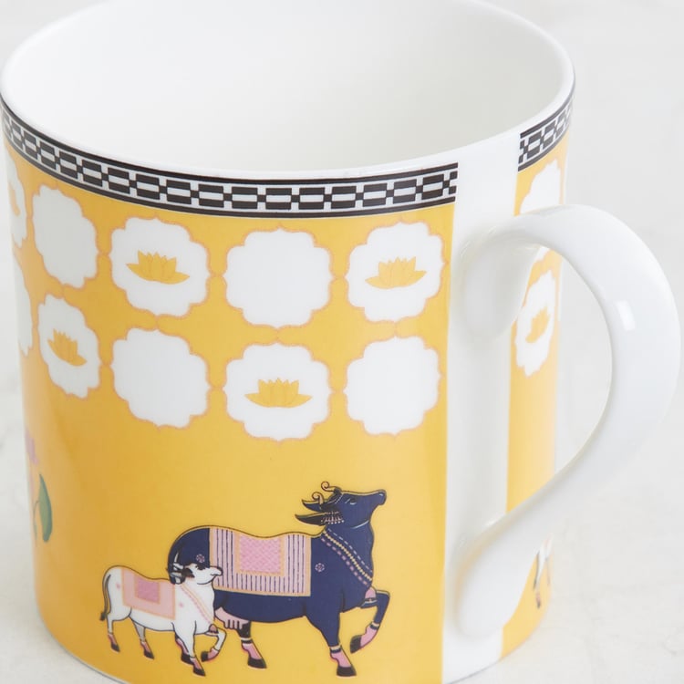 Charlie Cow and Calf Yellow Printed Bone China Mug - 400ml