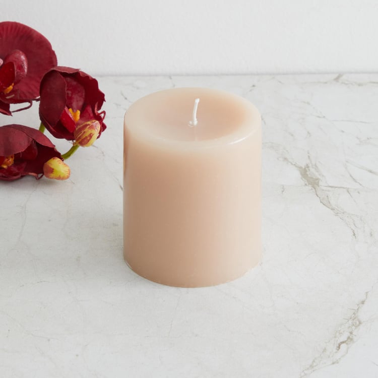 Marshmallow Cedarwood Scented Pillar Candle