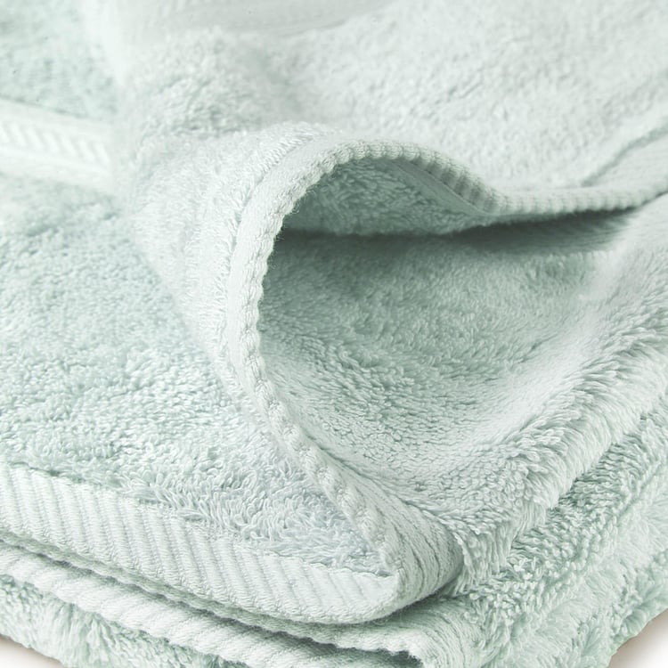 SPACES Rennaissance- Green Solid Soft Cotton Bath Towel - 89x172cm