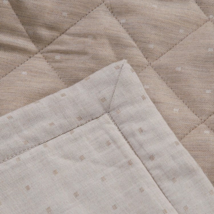 MASPAR Muted Dot Solid Single Bed Quilt - 152 x 250 cm