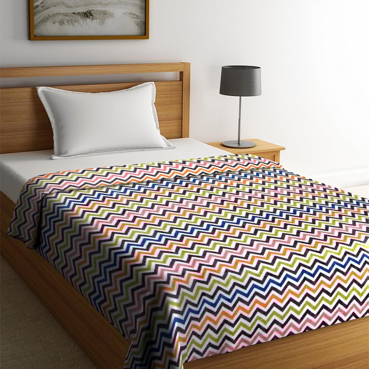 PORTICO Feather Chevron Print Single-Bed Blanket - 1.37 x 2.20 m