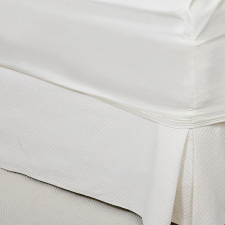 SPACES Atrium Striped 3-Piece Queen Bedsheet Set - 1.52 m x 1.98 m