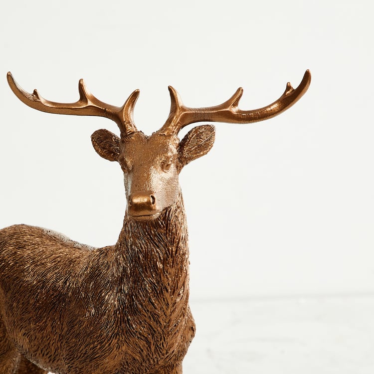 Splendid Polyresin Deer Figurine