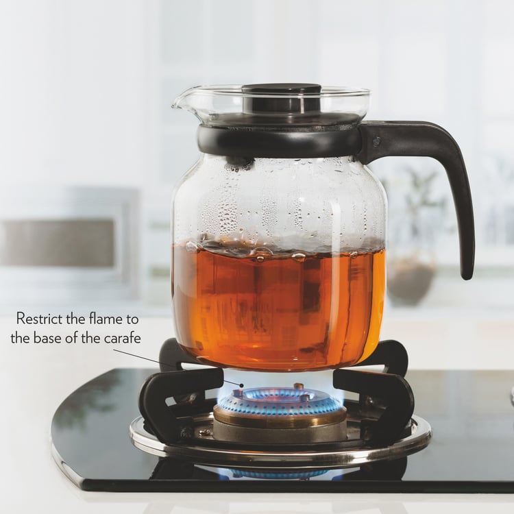 BOROSIL Carafe Glass Kettle With Stainer- 650 ml