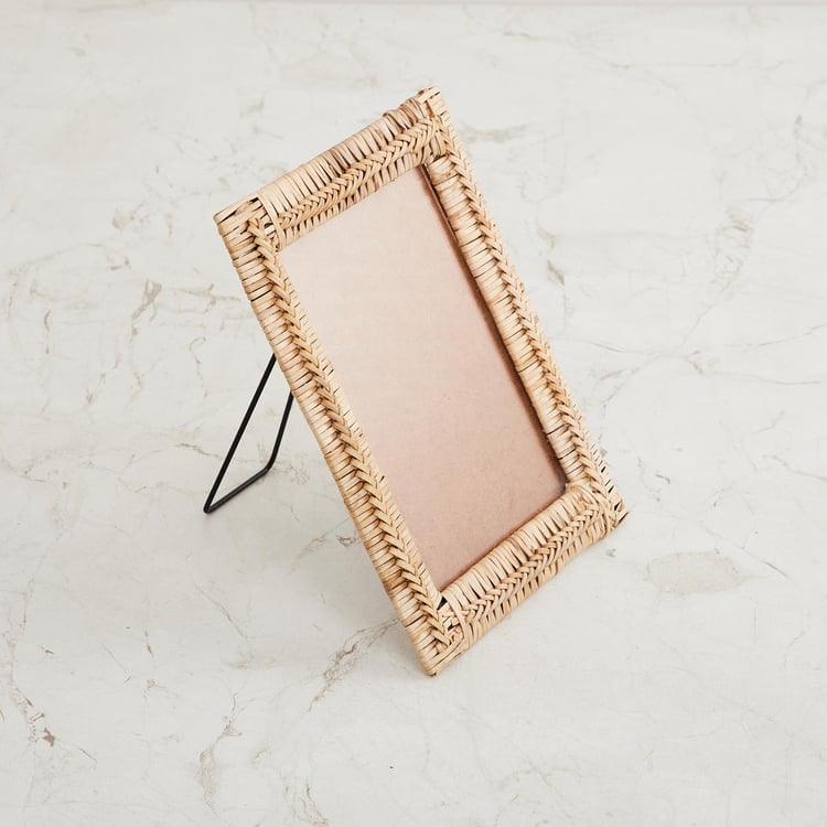 Splendid Cane Photo Frame