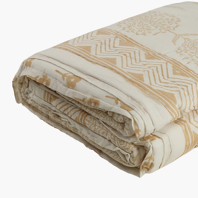 INDIA CIRCUS Baroque & Conifer Quilted Double Bed Rajai - 210 x 250 cm