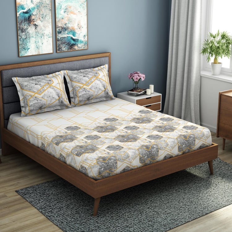 SPACES Occasions Geostance 3-Pc. Large Bedsheet Set - 274 x 274 cm