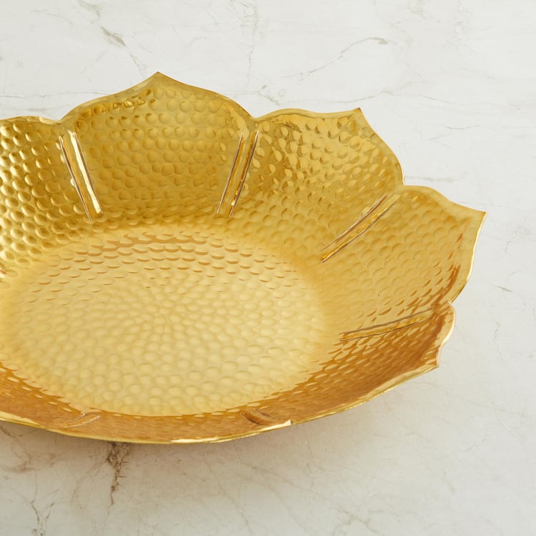 Fiesta Gian Metal Hammered Decorative Flower Bowl