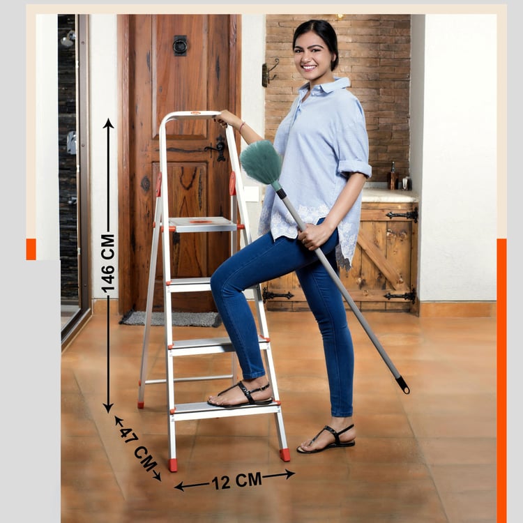 BATHLA Advance 4-Step Foldable Ladder with Sure-Hinge Technology