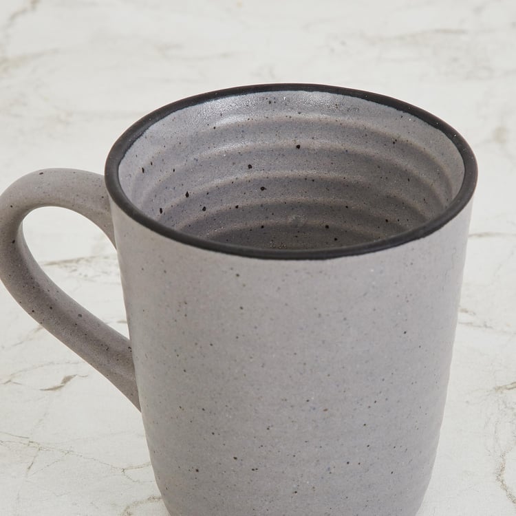 Marshmallow Stoneware Ribbed Mug