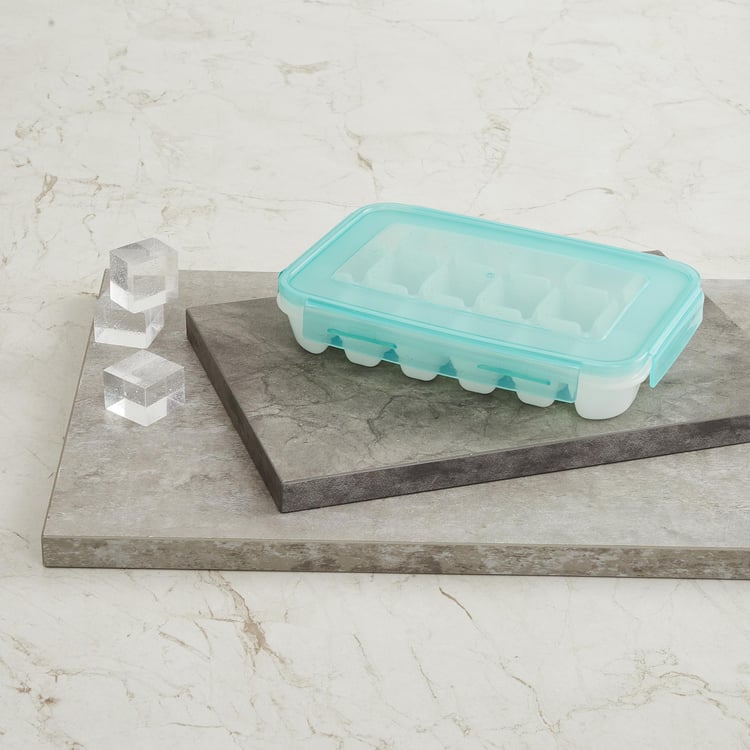 Bakers Pride Polypropylene Ice Tray with Lid