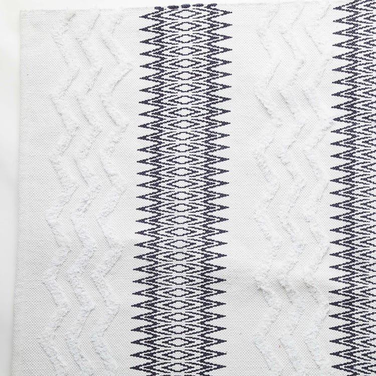 Aztec Chevron White Textured Cotton Woven Carpet - 116x150cm
