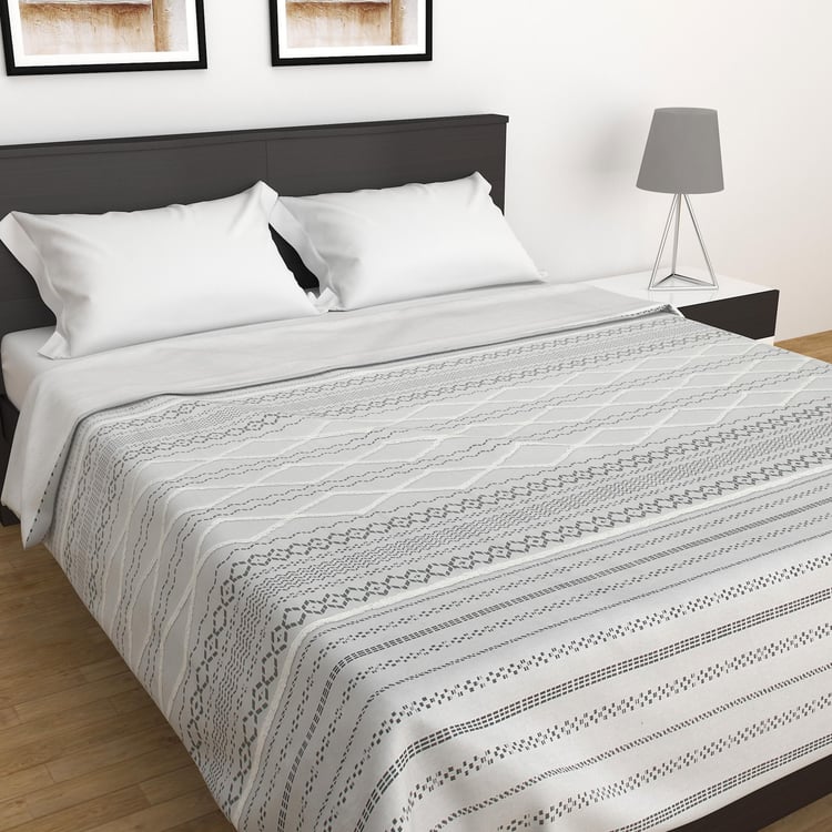 Farmhouse White Printed Cotton Double Comforter - 150 GSM - 228x274cm