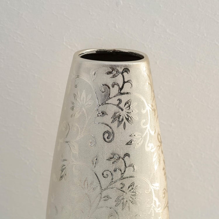 Stellar Set of 3 Ceramic Vase and T-Light Holder