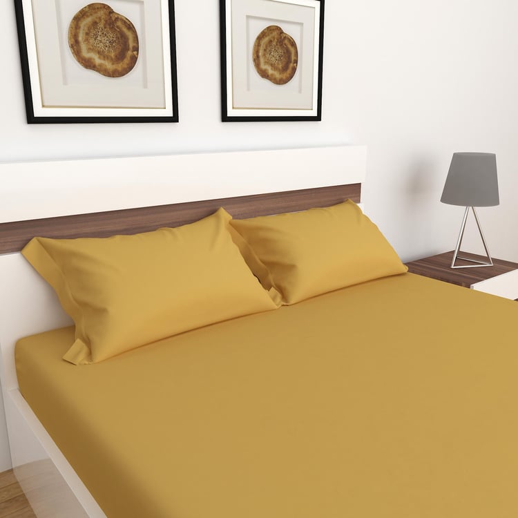 Juniper Solid Yellow Double Bedsheet Set - 3Pcs