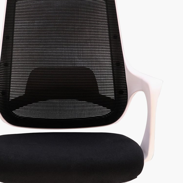 Milo Polypropylene Visitor Chair - Black and White