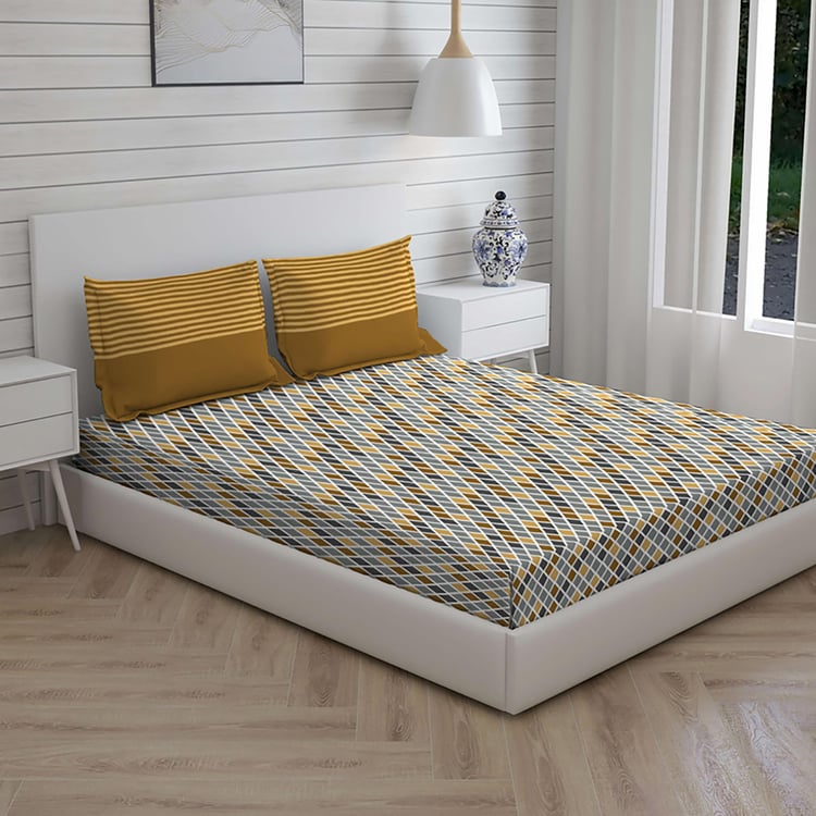 Buy LAYERS Tuscany Printed Cotton Queen Bedsheet Set 3Pcs from